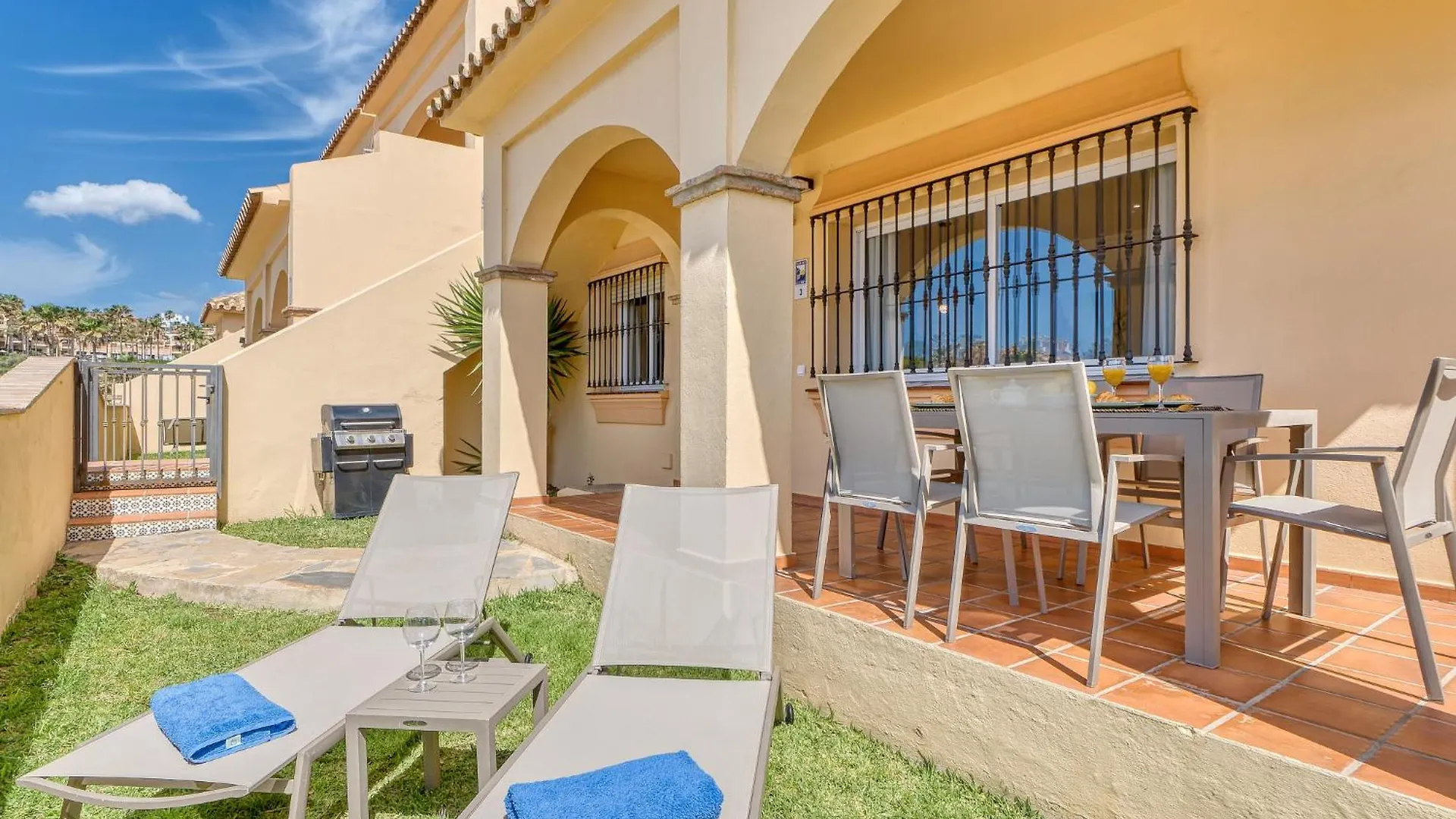 Marina III Modern Front Beach Mijas Costa By Groway Home El Faro 0*,  Spain